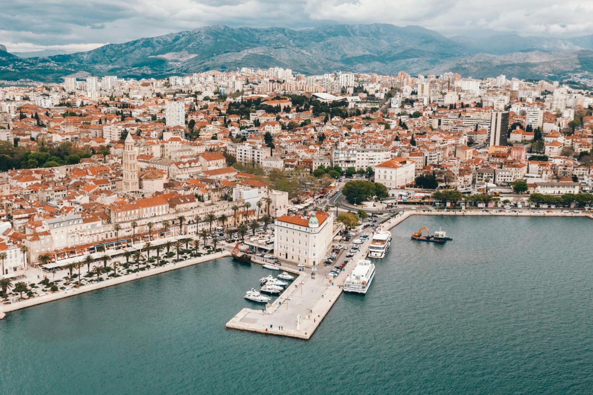 Luka Appartement Split Buitenkant foto